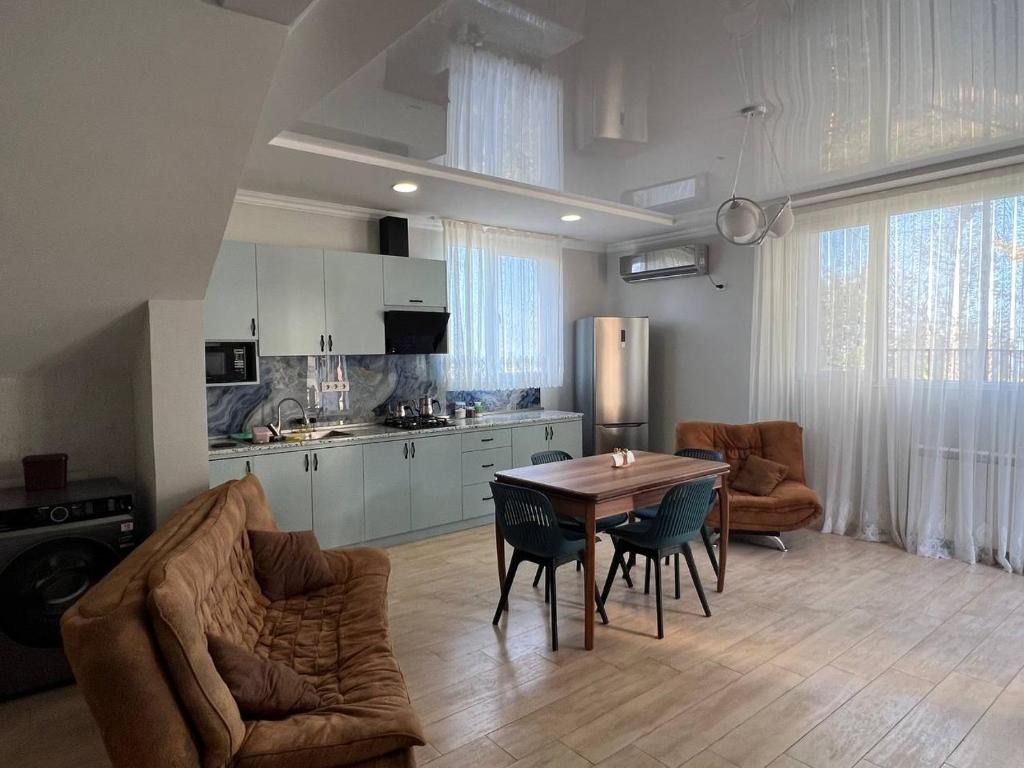 هتل جی تی باتومی